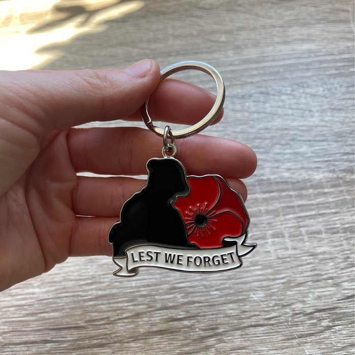 Lest We Forget - Remembrance Poppy Keyring