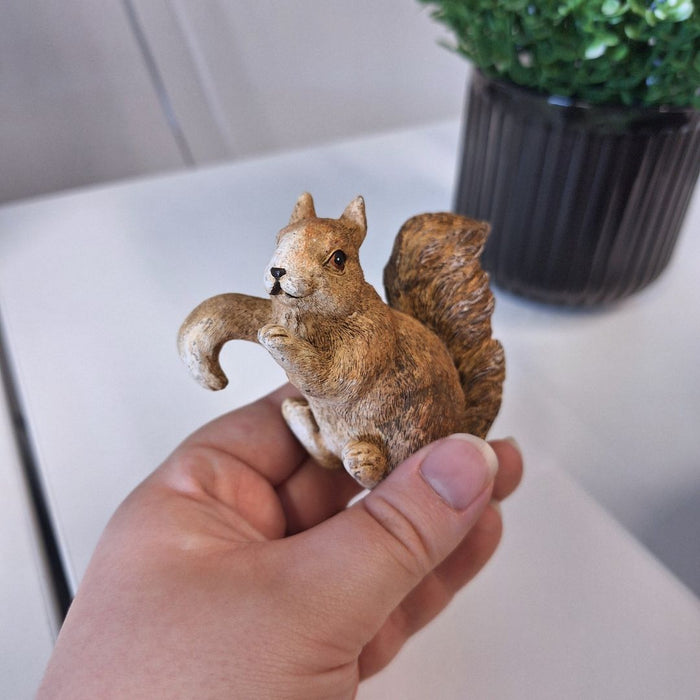 Squirrel Pot Hanger