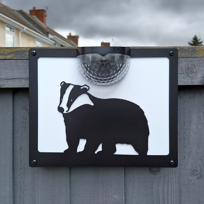 Badger Solar Light Wall Plaque