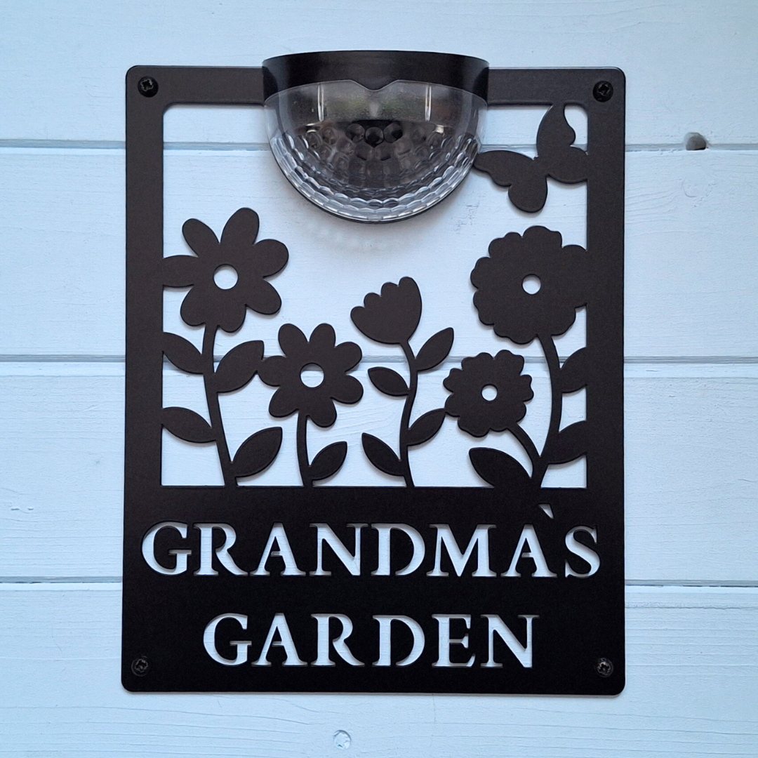 Grandma's Garden Sign with Solar Powered Light