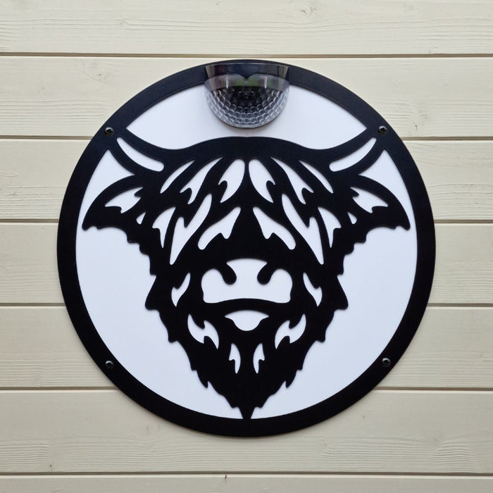 Large Highland Cow Circle Solar Plaque