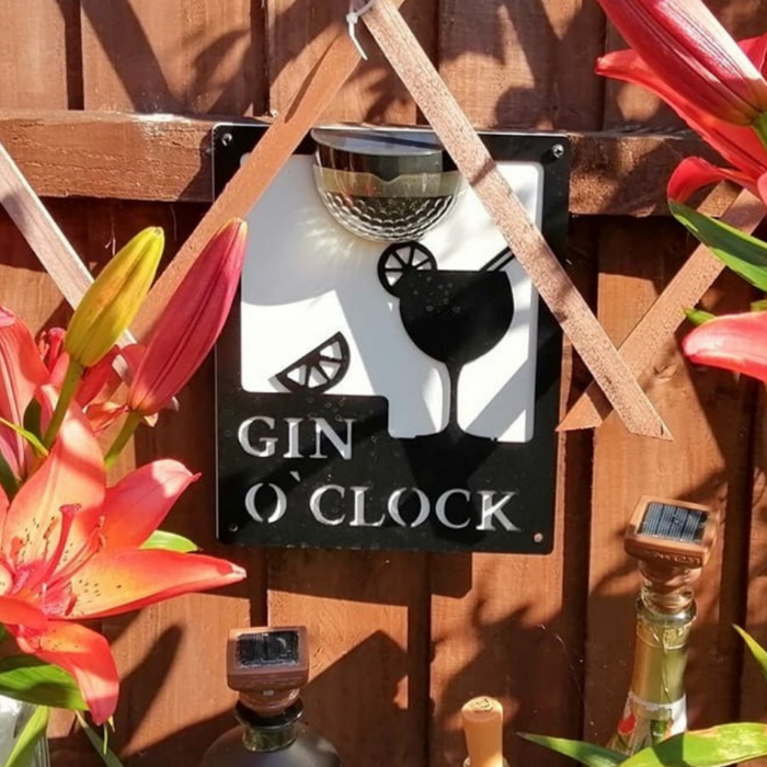 IMPERFECT- Gin O'Clock Sign with Solar Powered Light