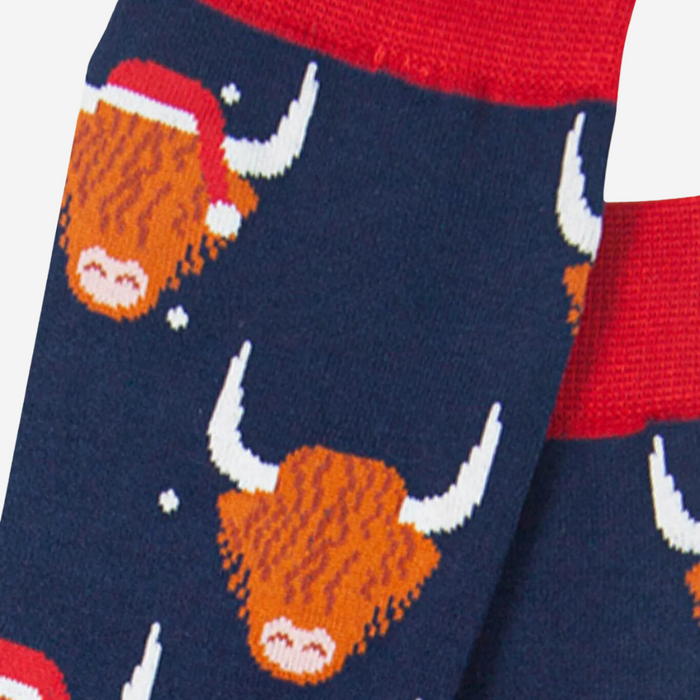 Navy Blue Christmas Highland Cow Men's Bamboo Socks