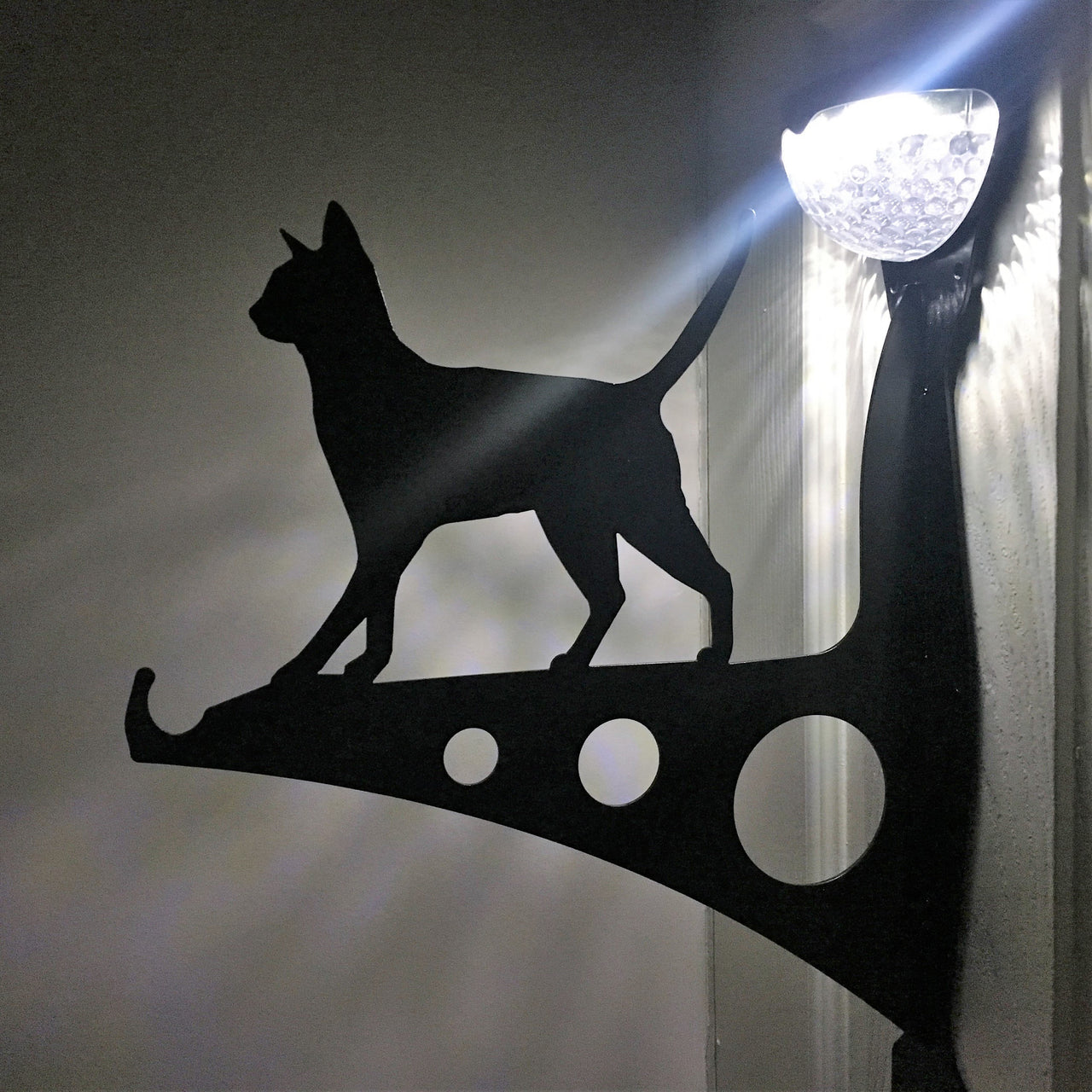 Cat Garden Bracket with Solar Light - Large - Flory's Online